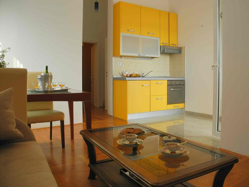 Apartments Antonela Jezera Esterno foto