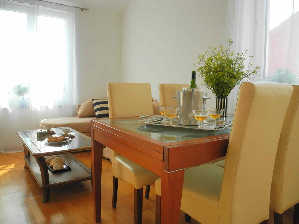 Apartments Antonela Jezera Esterno foto